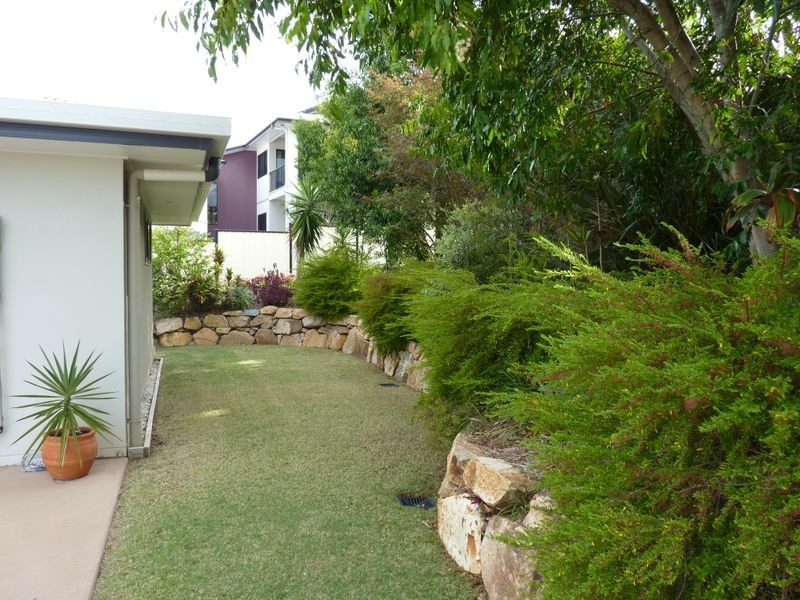 28 Lighthouse Drive, Boyne Island QLD 4680