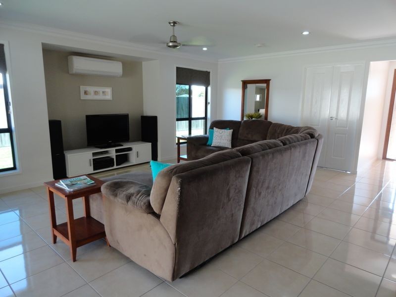 20 Jeana Close, Boyne Island QLD 4680