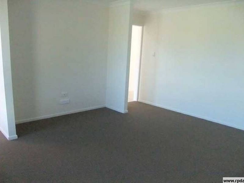 5 Hoddinott Close, Tannum Sands QLD 4680