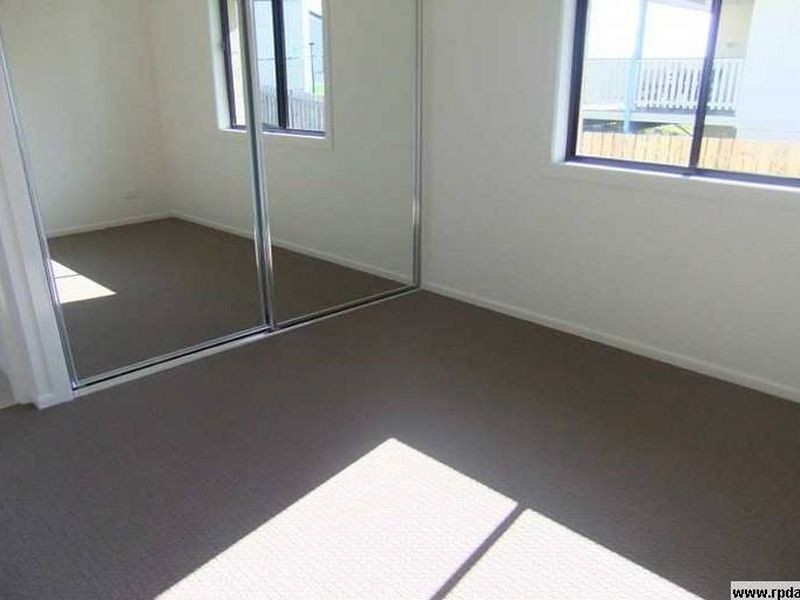 5 Hoddinott Close, Tannum Sands QLD 4680