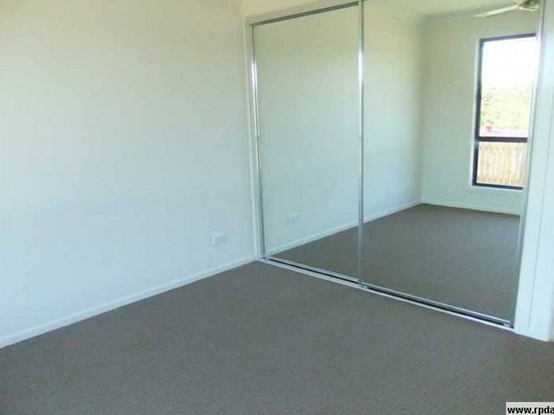 5 Hoddinott Close, Tannum Sands QLD 4680