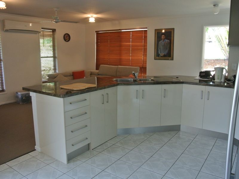 10 Brin Street, Boyne Island QLD 4680