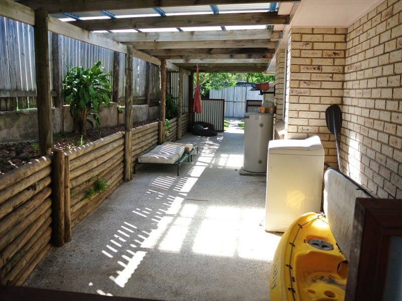 10 Brin Street, Boyne Island QLD 4680