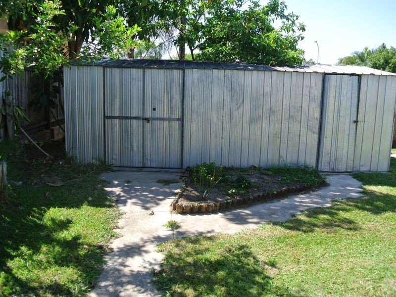 10 Brin Street, Boyne Island QLD 4680