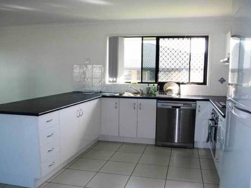 28 Surita Court, Boyne Island QLD 4680