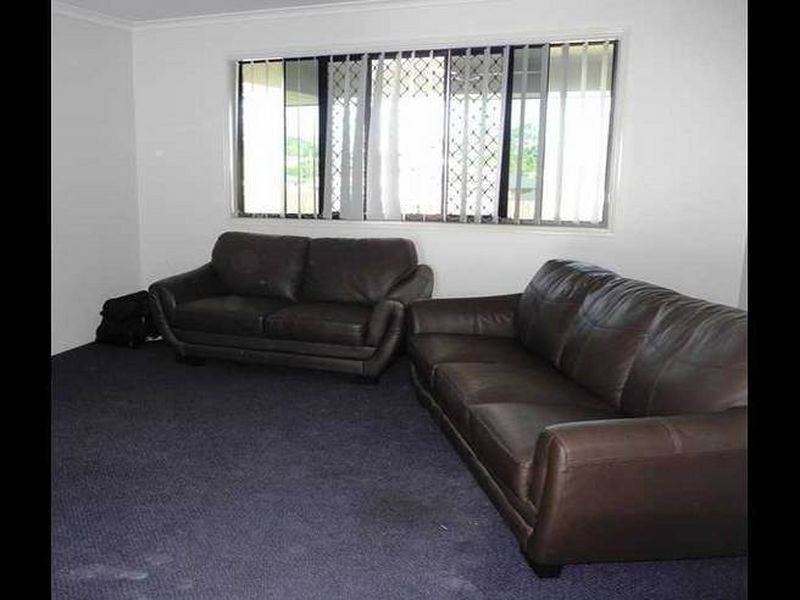 28 Surita Court, Boyne Island QLD 4680