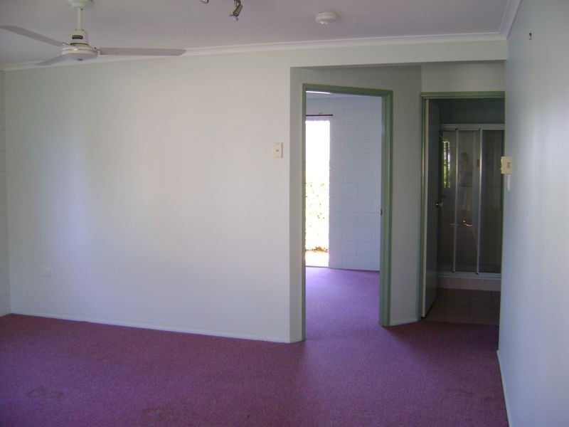 7 Crest Avenue, Boyne Island QLD 4680