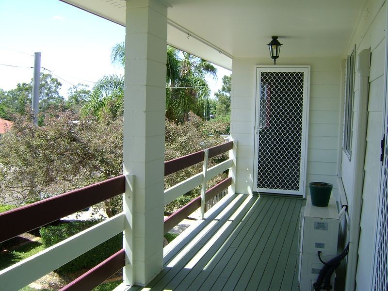 7 Crest Avenue, Boyne Island QLD 4680