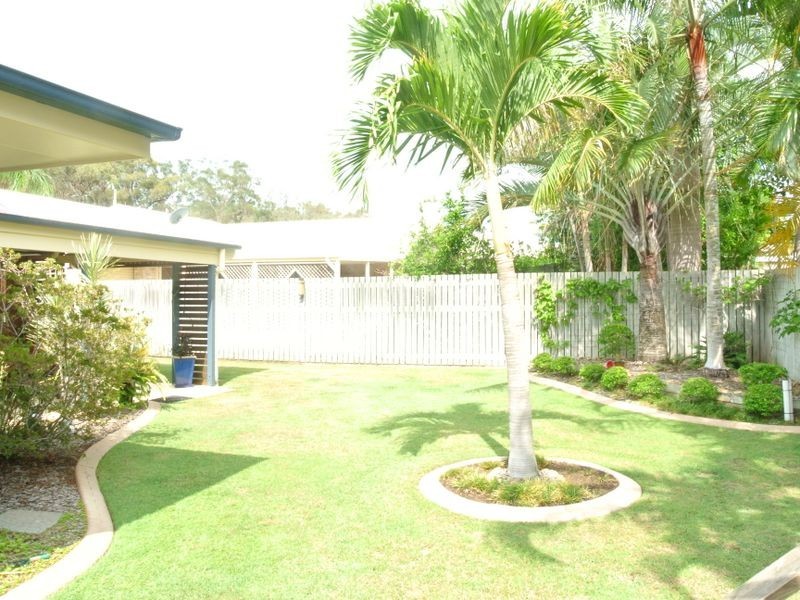 99 The Oaks Road, Tannum Sands QLD 4680