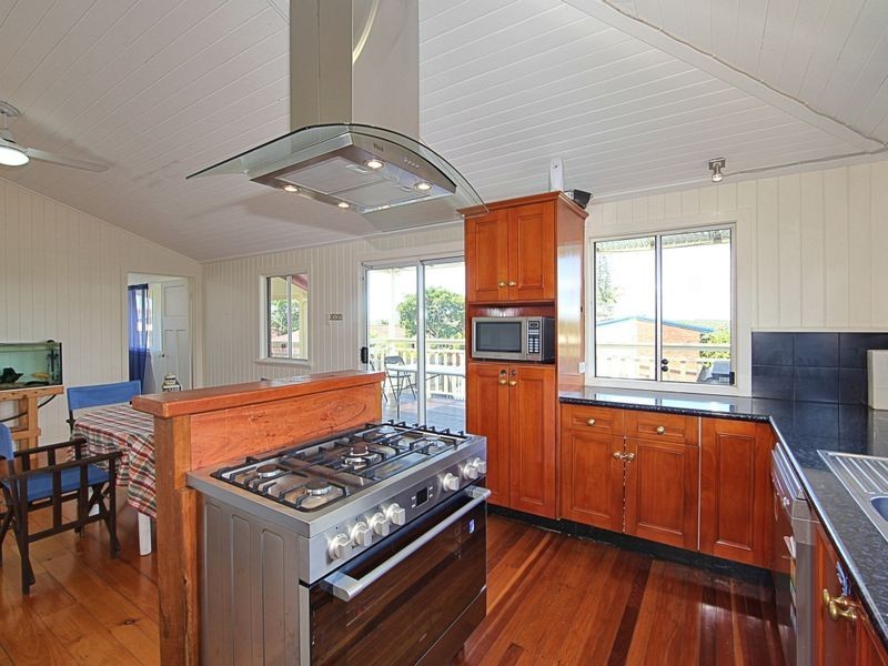 90 Malpas Street, Boyne Island QLD 4680