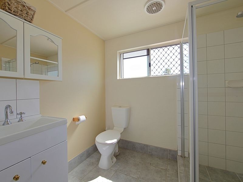 90 Malpas Street, Boyne Island QLD 4680