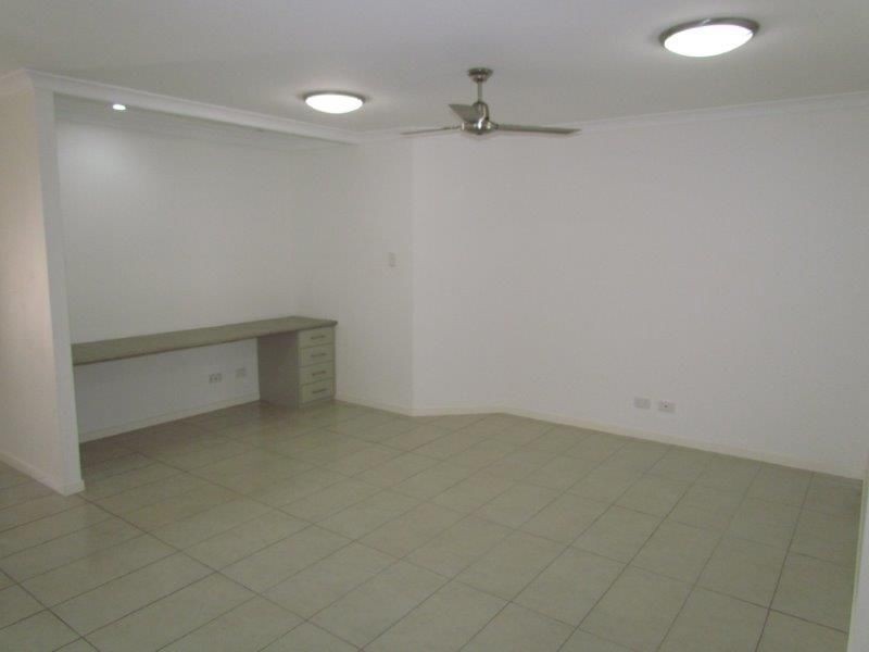 9 Jeana Close, Boyne Island QLD 4680