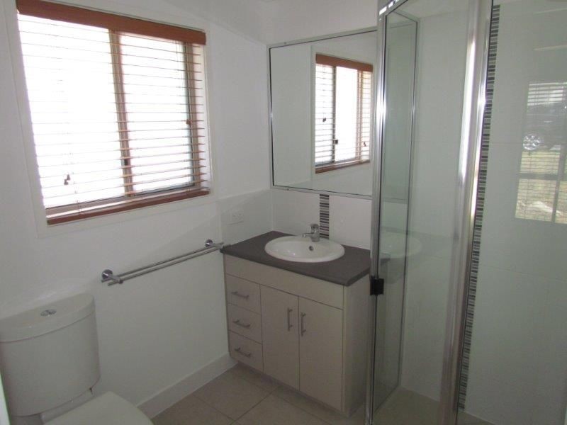 9 Jeana Close, Boyne Island QLD 4680