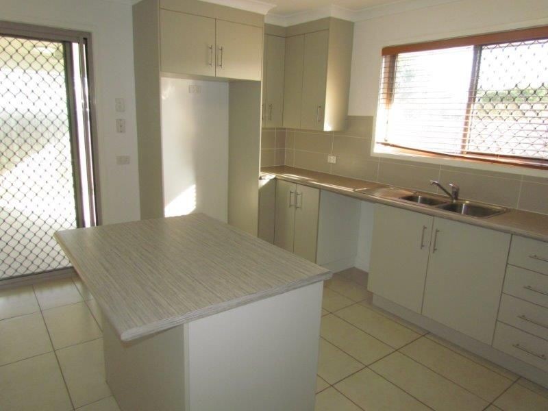 9 Jeana Close, Boyne Island QLD 4680