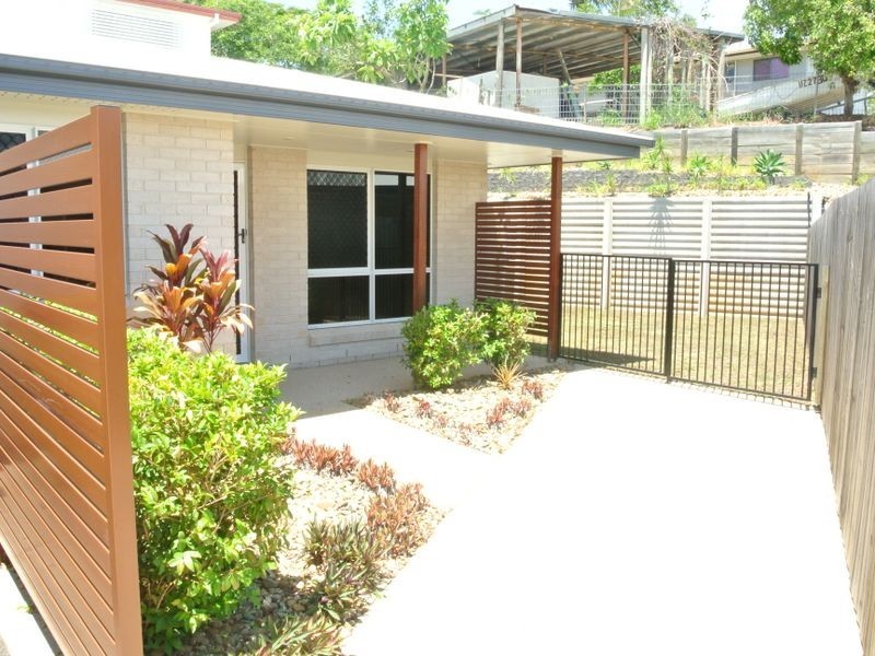 1 or 2/41 Bauhinia Street, Boyne Island QLD 4680