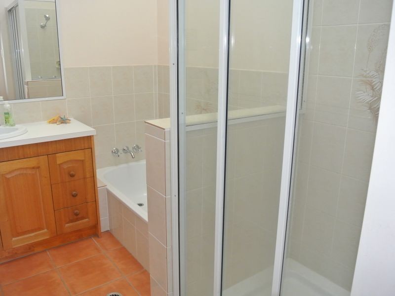 24 Pleasant Avenue, Tannum Sands QLD 4680