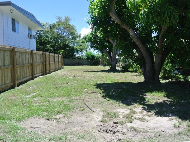 24 Orana Avenue, Boyne Island QLD 4680
