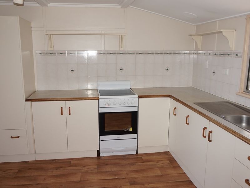 10 The Oaks Road, Tannum Sands QLD 4680