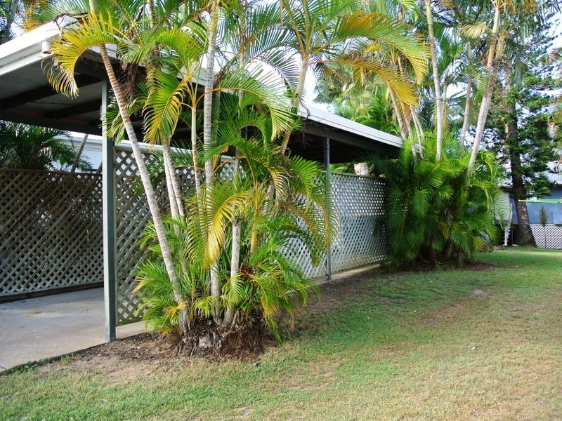 10 The Oaks Road, Tannum Sands QLD 4680