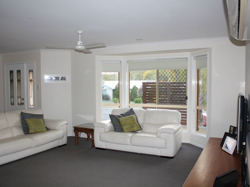 26 Curtis Avenue, Boyne Island QLD 4680
