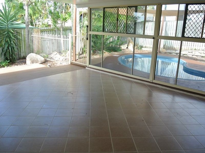 7 Geoffrey Thomas Drive, Tannum Sands QLD 4680