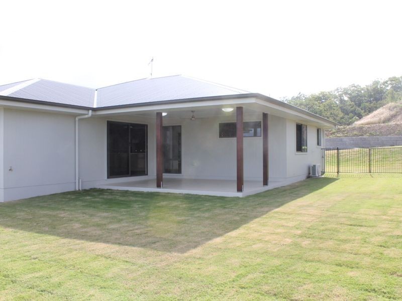 17 Wanda Drive, Boyne Island QLD 4680