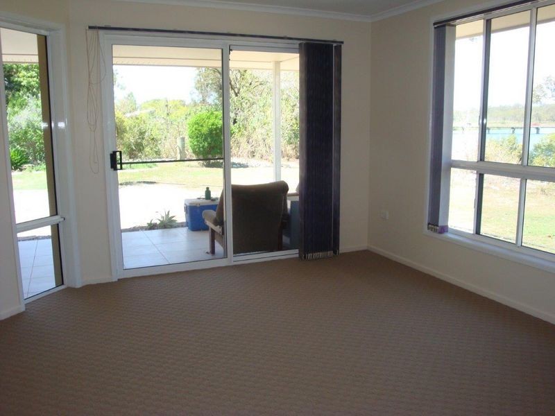 26 Handley Drive, Boyne Island QLD 4680
