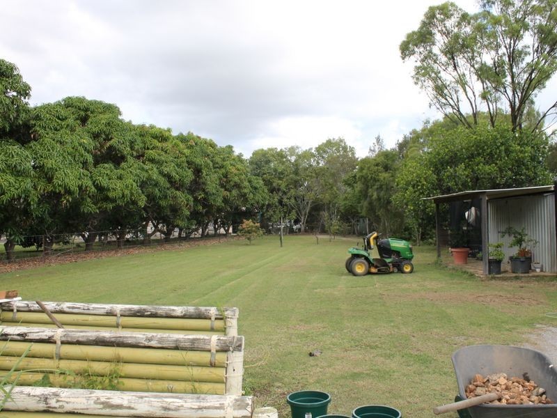 26 Handley Drive, Boyne Island QLD 4680