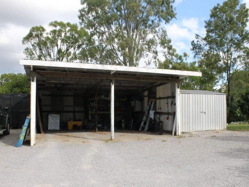 26 Handley Drive, Boyne Island QLD 4680