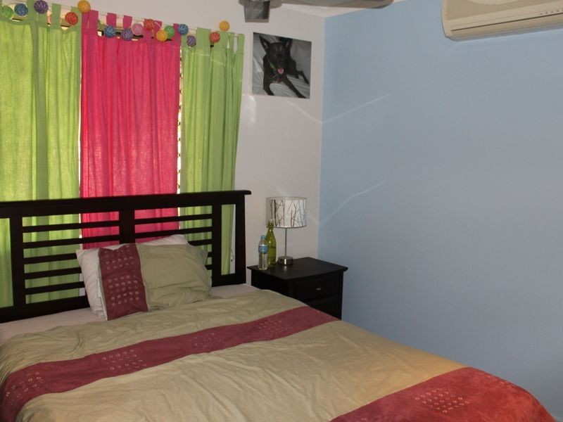 12 Curtis Avenue, Boyne Island QLD 4680