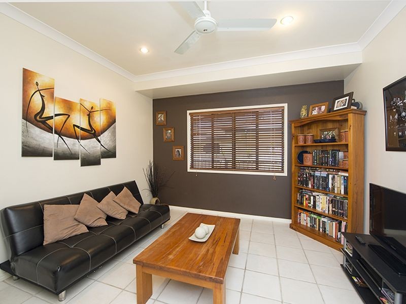8 Riverside Drive, Tannum Sands QLD 4680