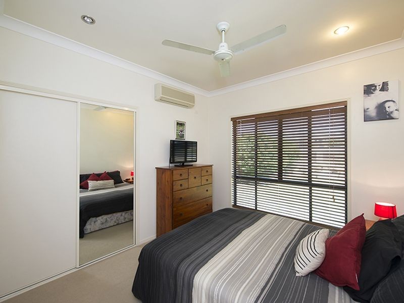 8 Riverside Drive, Tannum Sands QLD 4680