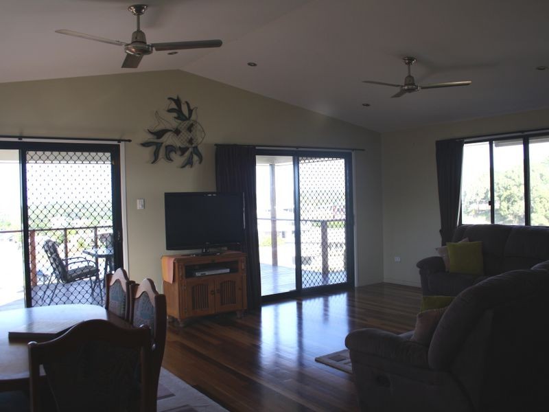 15 Jenny Lind Court, Boyne Island QLD 4680