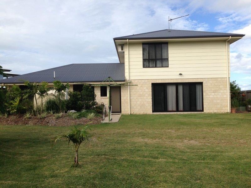 15 Jenny Lind Court, Boyne Island QLD 4680