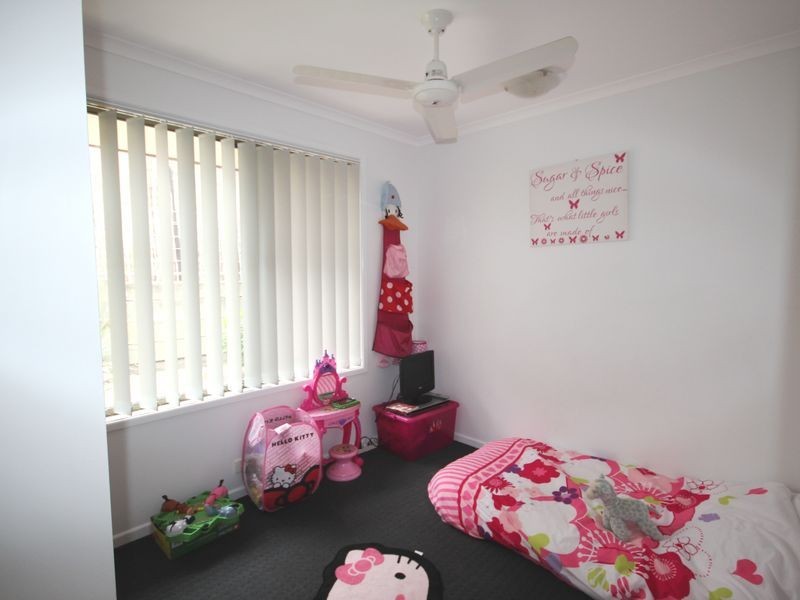 8 Davina Street, Boyne Island QLD 4680