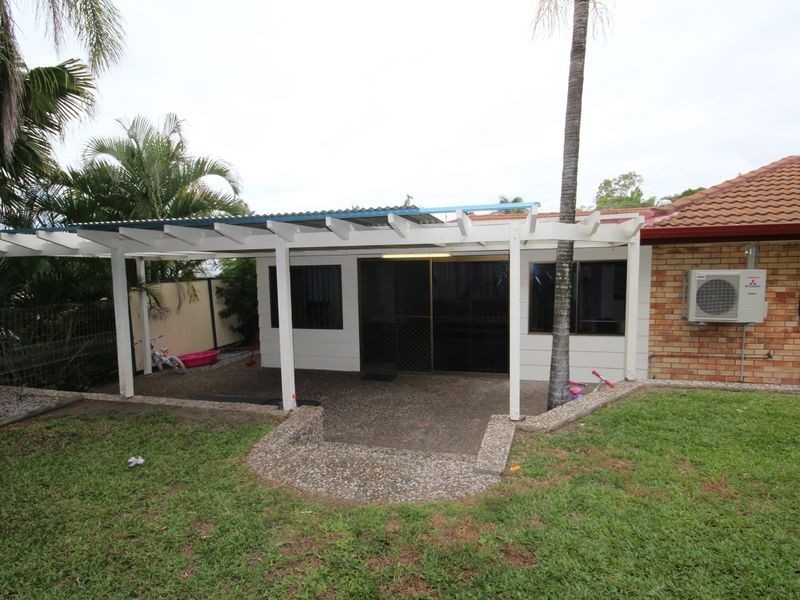 8 Davina Street, Boyne Island QLD 4680