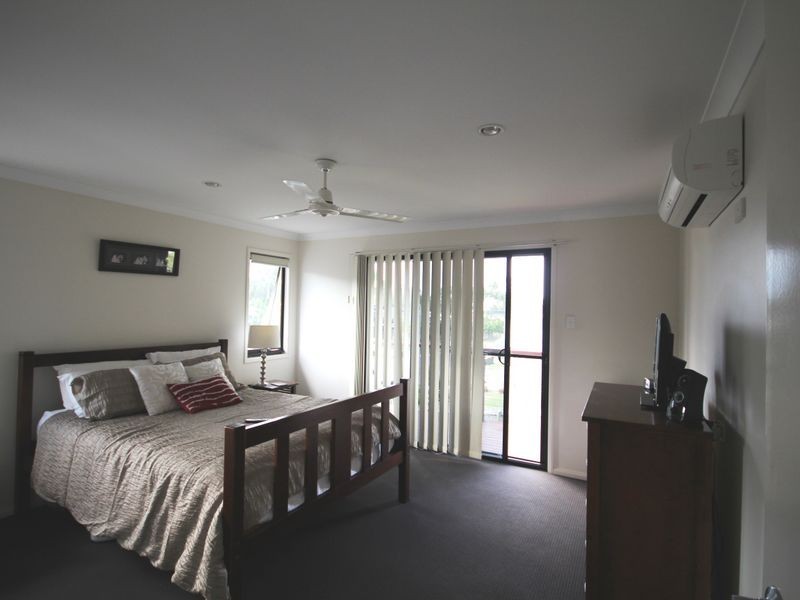 1 Danielle Court, Boyne Island QLD 4680