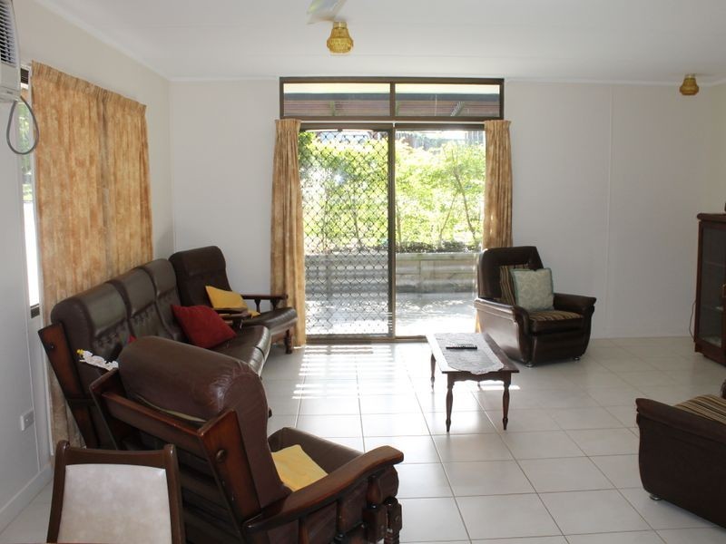 11 Pleasant Avenue, Tannum Sands QLD 4680