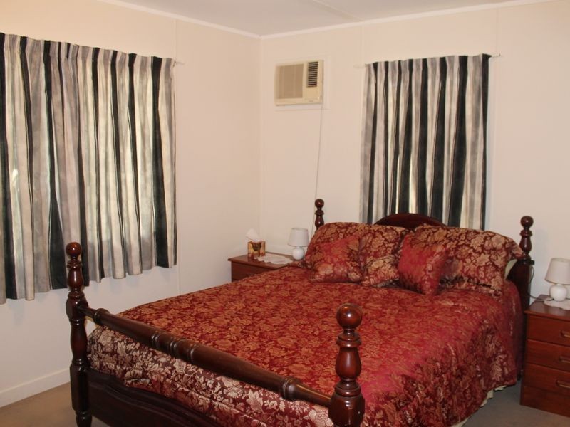 11 Pleasant Avenue, Tannum Sands QLD 4680