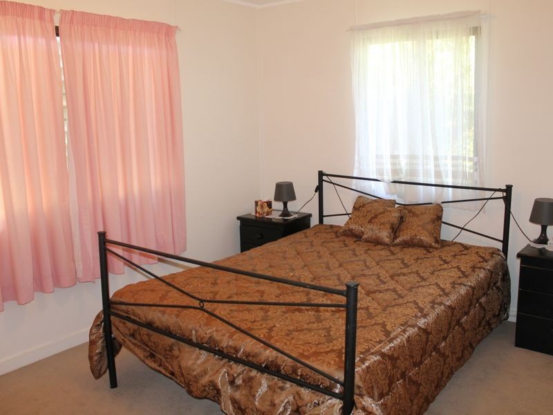 11 Pleasant Avenue, Tannum Sands QLD 4680