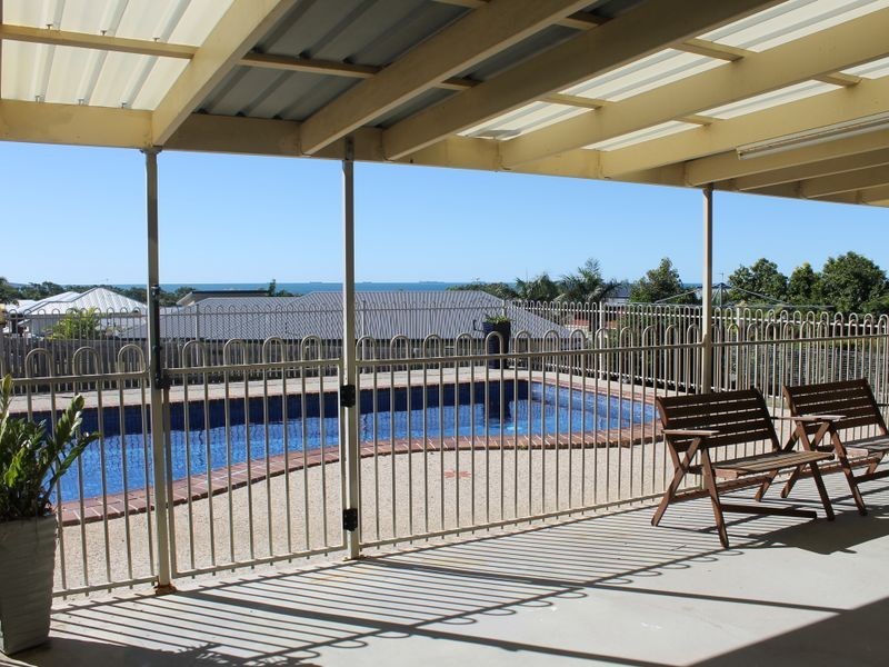 68 Booth Ave, Tannum Sands QLD 4680