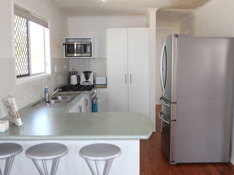 6 Alpine Street, Boyne Island QLD 4680