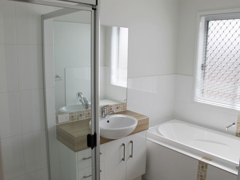 21 Tulipwood Circuit, Boyne Island QLD 4680