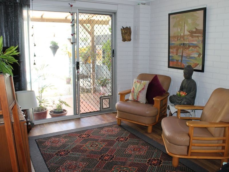 12 Fitzroy Court, Boyne Island QLD 4680