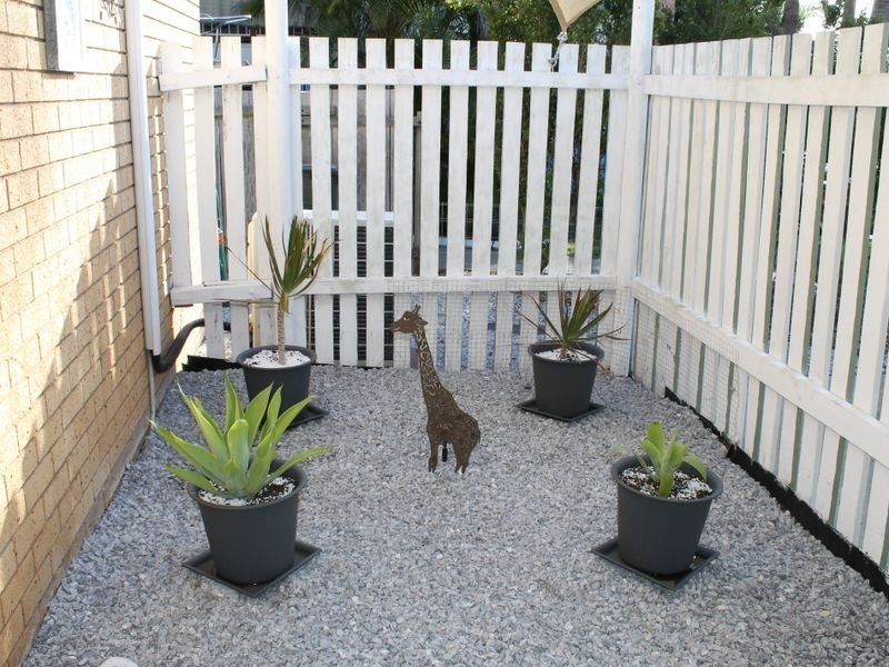 2/36 Langdon Street, Tannum Sands QLD 4680