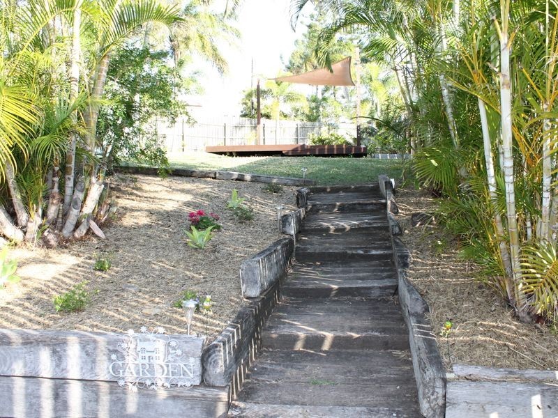 2/36 Langdon Street, Tannum Sands QLD 4680