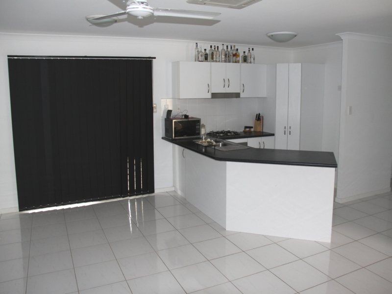 Unit 2/18 Bauhinia Street, Boyne Island QLD 4680