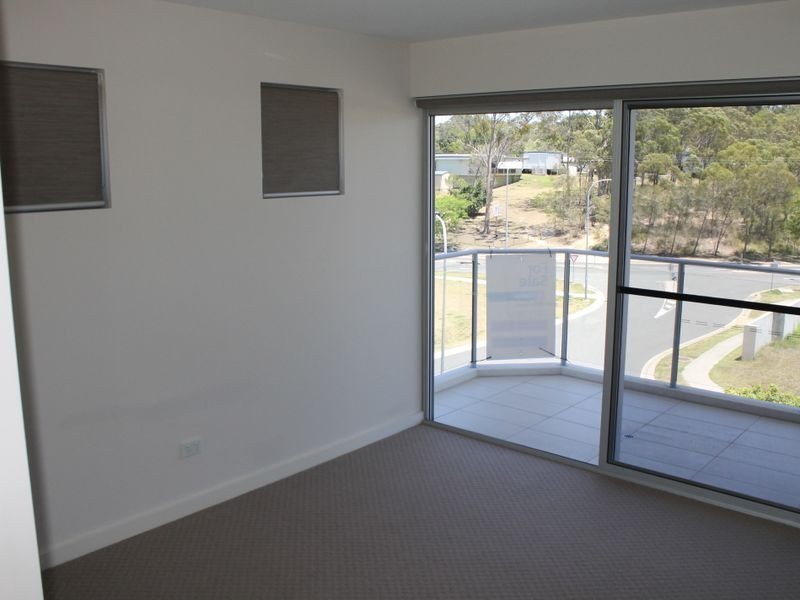 9/2 The Promenade, Boyne Island QLD 4680