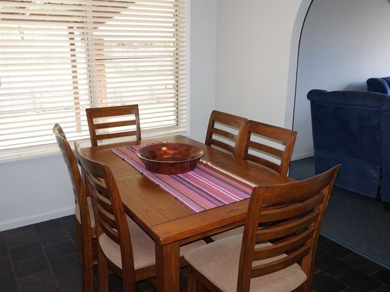 6 Fitzroy Court, Boyne Island QLD 4680