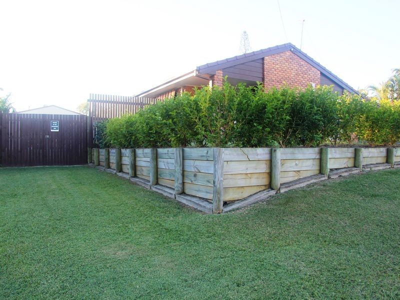 6 Fitzroy Court, Boyne Island QLD 4680